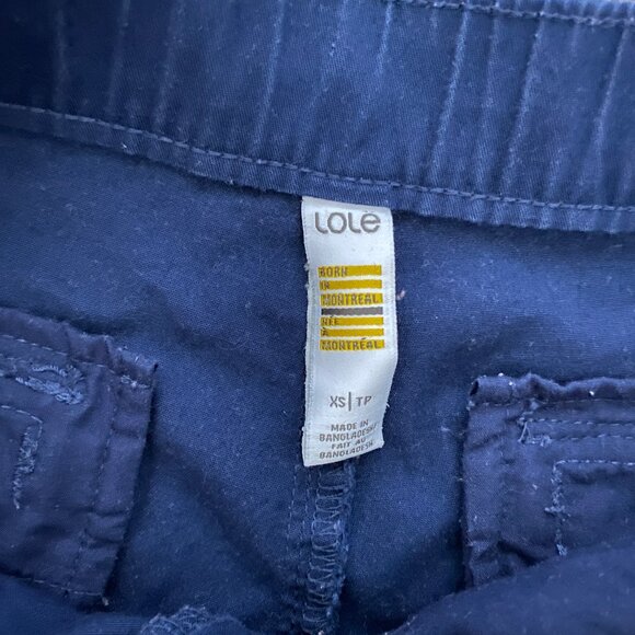 Lolë Casual Shorts with pockets - Picture 4 of 8